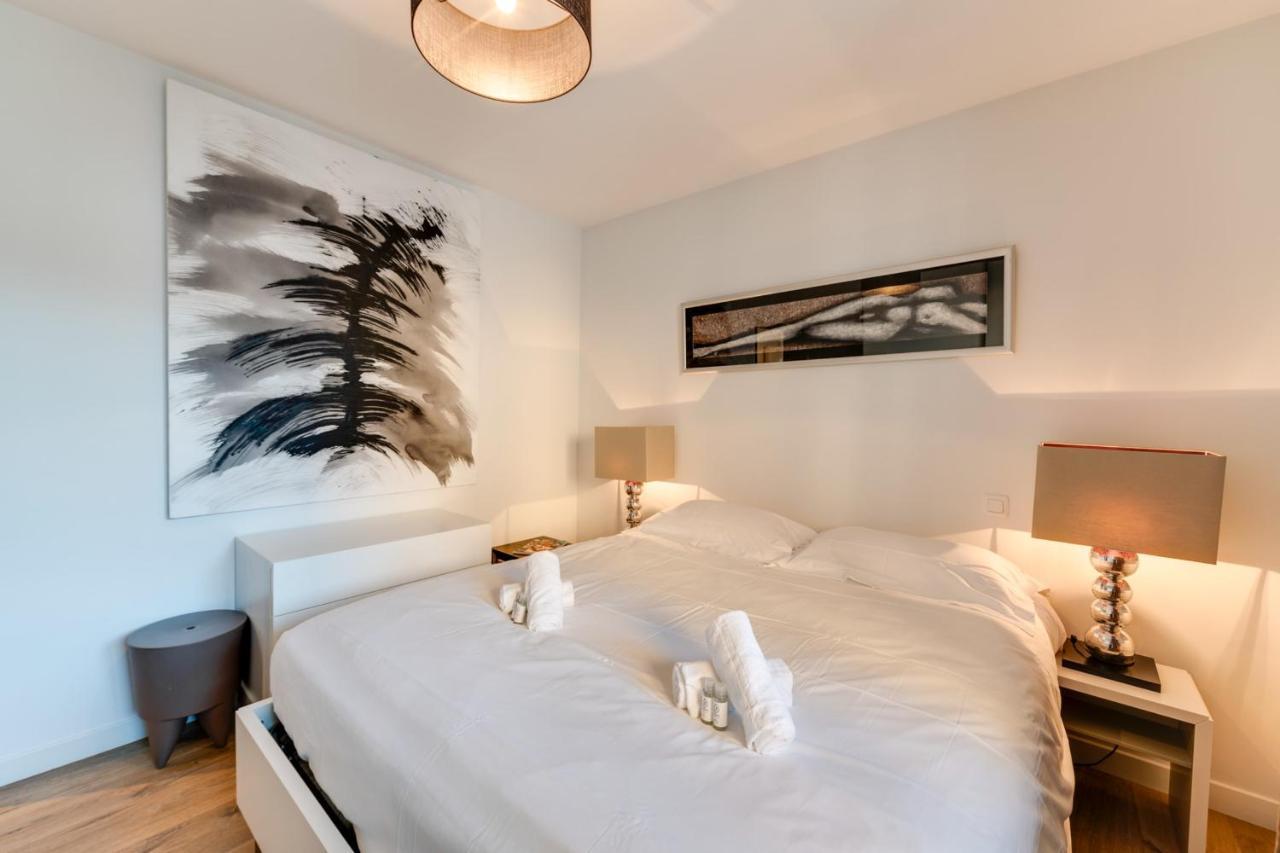 Les Sorbiers - Apartment 2 Bedrooms Top Floor - Parking & Terrace アヌシー エクステリア 写真